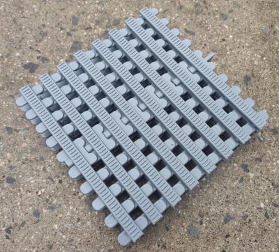 Mřížka pro přelivové bazény 245mm - stříbrná "nerez"

